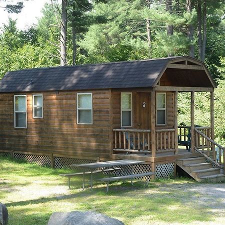 Lake George Escape - Campground Warrensburg Buitenkant foto