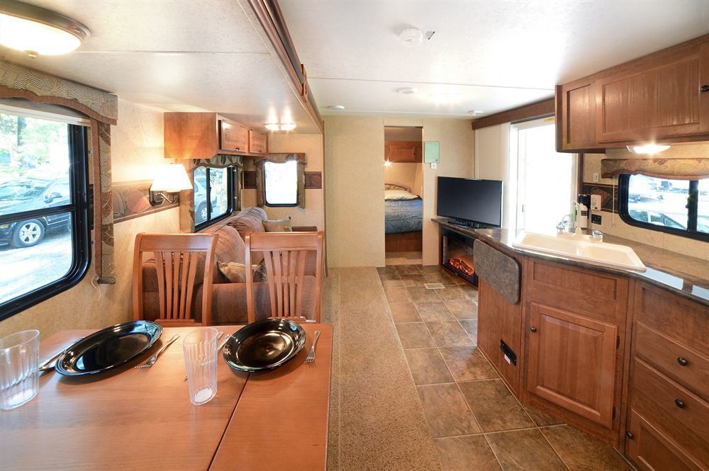 Lake George Escape - Campground Warrensburg Buitenkant foto