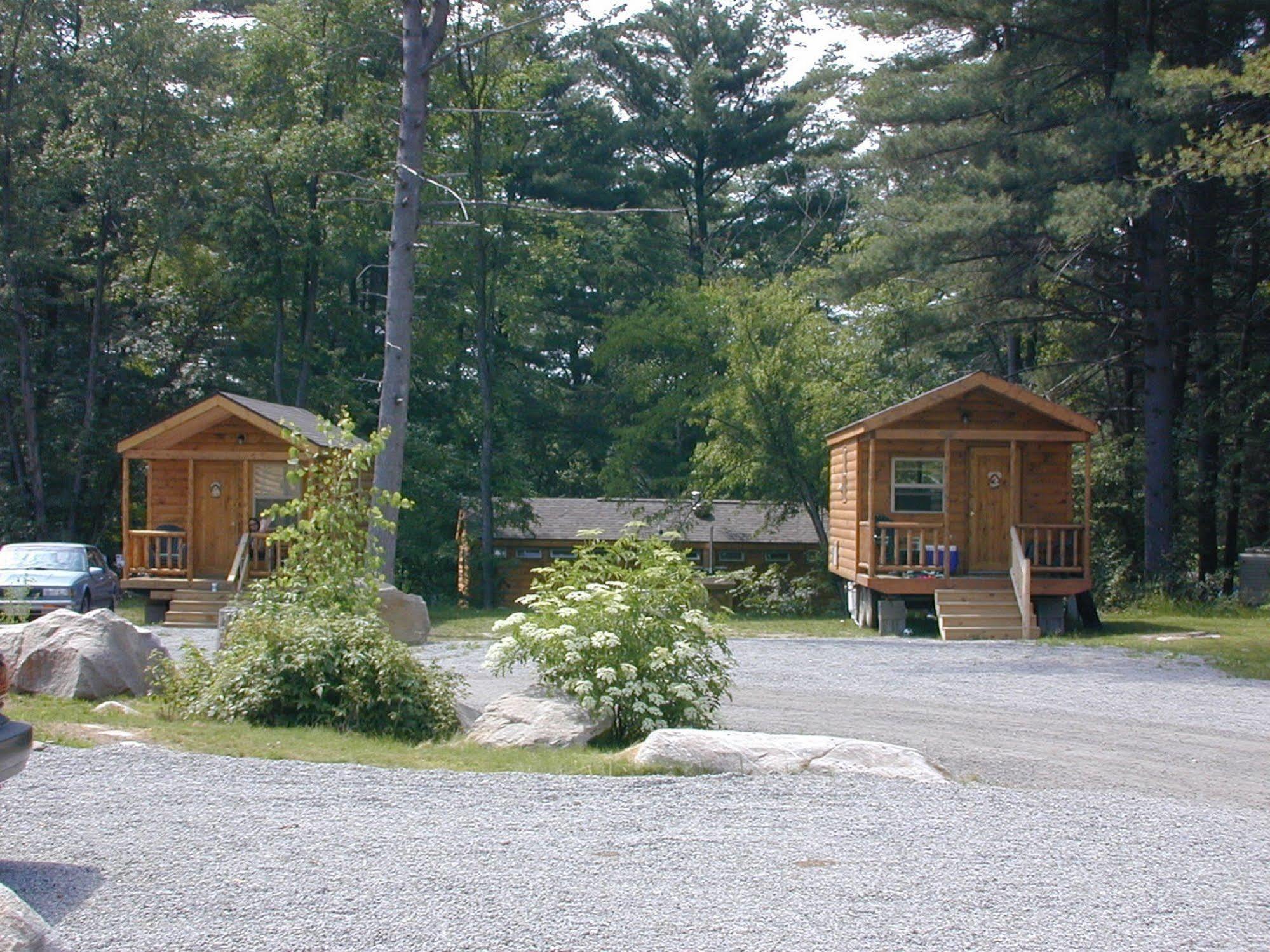 Lake George Escape - Campground Warrensburg Buitenkant foto