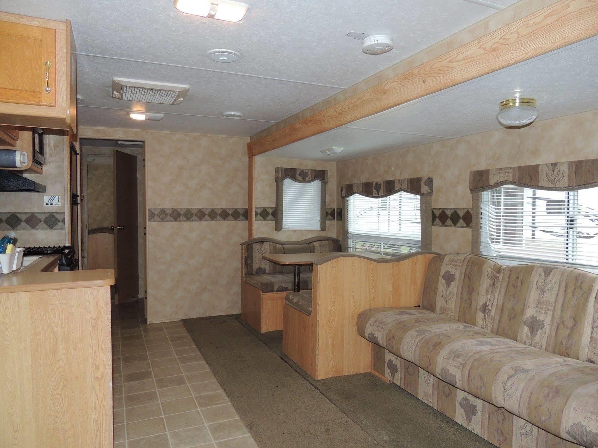 Lake George Escape - Campground Warrensburg Buitenkant foto