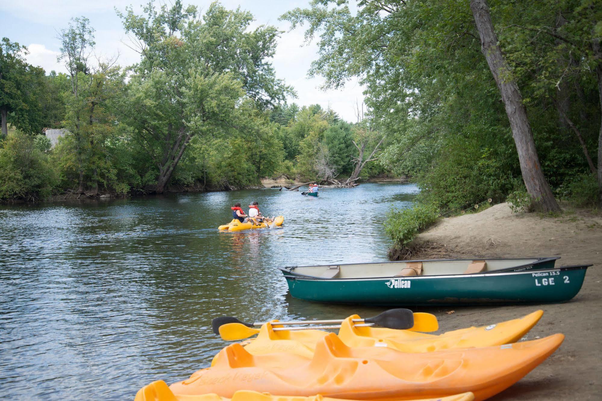 Lake George Escape - Campground Warrensburg Buitenkant foto